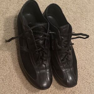 Gucci Black Leather and Suede Oxfords